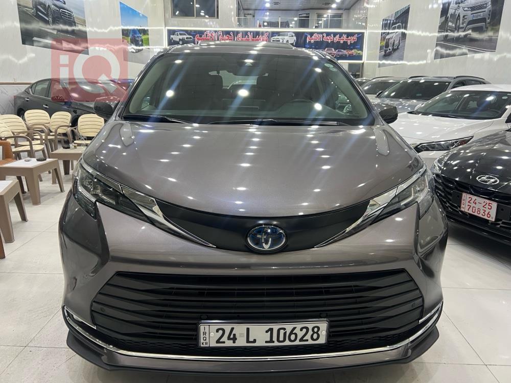 تويوتا سيينا